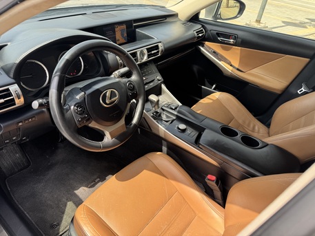 Manama, Vehicles, Cars & Trucks , BHD 6200,  Lexus IS 250,  2015,  Automatic,  182000 KM,  Lexus Is250 Fsport For Sale