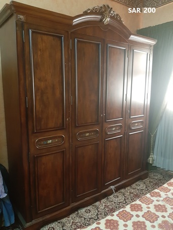 Riyadh, Furniture, SAR 200,  Cupboard- 4 Doors In Good Condition
