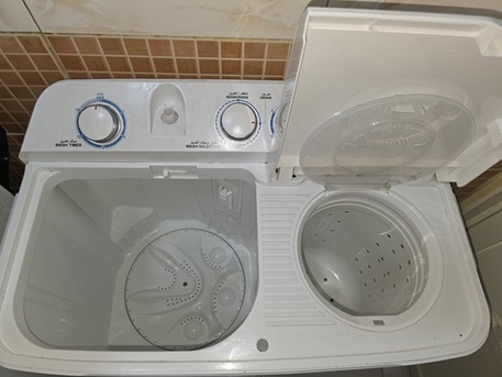 Dammam, Household Items, SAR 450,  Selling My Kitchen Range (4 Stove & 1 Oven) And Washing Machine 7KG