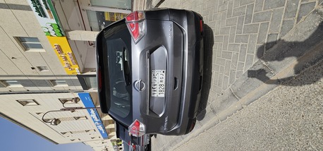 Riyadh, Vehicles, Cars & Trucks , SAR 41000,  Nissan X-Trail,  2015,  Automatic,  237000 KM,    SL (Full Option / 4WD)