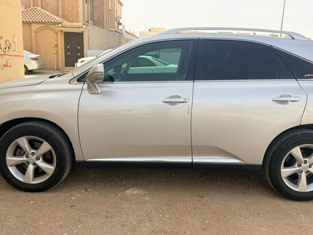 Riyadh, Vehicles, Cars & Trucks , SAR 39500,  Lexus RX350,  2011,  Automatic,  200000 KM,   -  Neat & Clean