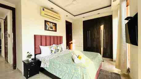 New Delhi, Apts/Flats Wanted, INR 16292/day,  Furnished,  3 BR,  2100 Sq. Feet,  3BHK Safdarjung Enclave, Terrace Garden, Lift