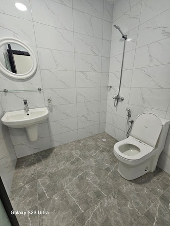 Salmaniya, Apartments, Flats, Houses & Villas, SPACIOUS STUDIO Flat, New Building. Closed Kitchen With EWA @SALMANIYA. 150 ONLY.