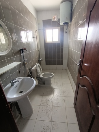 Hoora, Buildings, BHD 140,  2 BHK Spacious Office Flat For Rent In Hoora -35529070