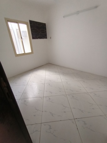 Hoora, Buildings, BHD 140,  2 BHK Spacious Office Flat For Rent In Hoora -35529070