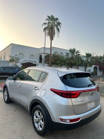 Jeddah, Vehicles, Cars & Trucks , SAR 37000,  Kia Sportage,  2017,  Automatic,  220 KM,  For Sale