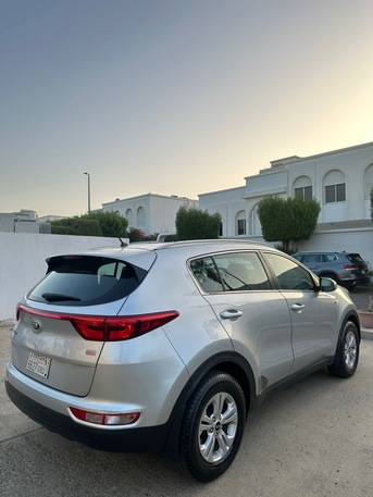 Jeddah, Vehicles, Cars & Trucks , SAR 37000,  Kia Sportage,  2017,  Automatic,  220 KM,  For Sale