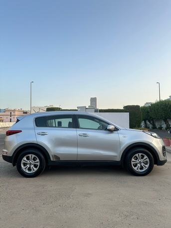 Jeddah, Vehicles, Cars & Trucks , SAR 37000,  Kia Sportage,  2017,  Automatic,  220 KM,  For Sale