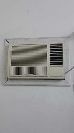 Manama, Air Conditioners, BHD 30,  Ac For Sale (moving Sale)