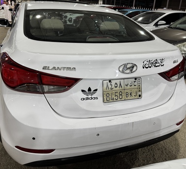 Riyadh, Vehicles, Cars & Trucks , SAR 35000,  HYUNDAI ELANTRA,  2016,  Automatic,  200 KM,  Full Options Aloys