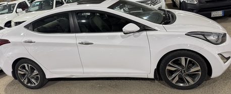 Riyadh, Vehicles, Cars & Trucks , SAR 35000,  HYUNDAI ELANTRA,  2016,  Automatic,  200 KM,  Full Options Aloys