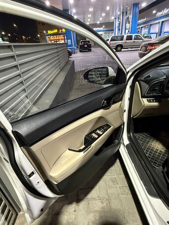 Riyadh, Vehicles, Cars & Trucks , SAR 350,  2017,  2017,  Automatic,  480 KM,  Hundai Elentra  Half Option