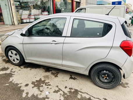 Riyadh, Vehicles, Cars & Trucks , SAR 24000,  Chevrolet Spark,  2020,  Automatic,  69000 KM,    Silver. Engine, Transmission AC Works Perfect