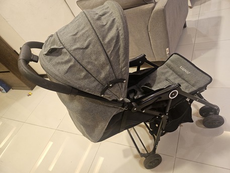 Hidd, Baby & Kid Stuff, BHD 30,  JUNIORS Baby Car Seat And Baby Stroller For Sale