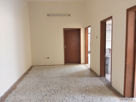 Manama, Offices, BHD 120,  2BHK Commercial Office For Rent In -(((Buhir)))