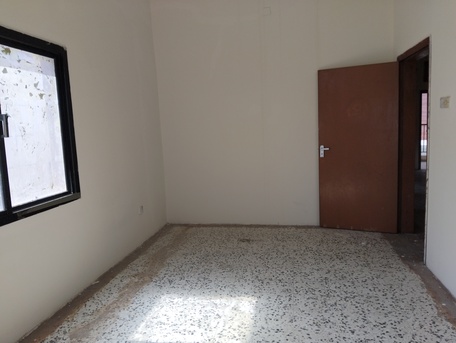 Manama, Offices, BHD 120,  2BHK Commercial Office For Rent In -(((Buhir)))