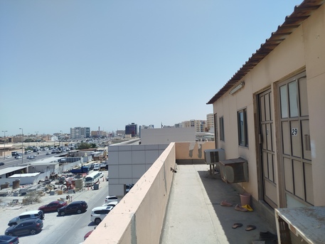 Riffa, Rooms for Rent, BHD 90/month,  1Room Roop Top Kitchen Sharing Inclusive Electricity In -(((Buhair)))