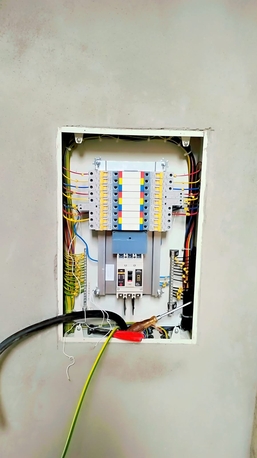 Al Naseem, Job Seekers, Building Electrician