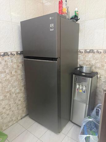 Manama, Appliances, BHD 95,  LG Smart Refrigerator For Sale &ndash; Urgent Moving Sale