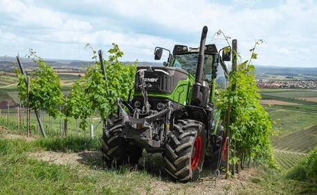 Brisbane, Heavy Equipment, Fendt Tractors - Utility & Compact | B&B Machinery