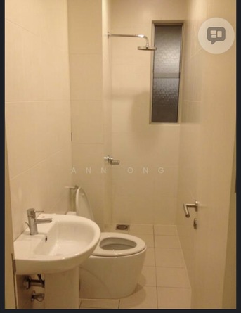 Kuala Lumpur City Centre (Klcc), Rooms for Rent, MYR 1000/month,  Furnished,  Small Room With Private Bathroom 5 Mins Walking Distance To PETRONAS Twin Tower