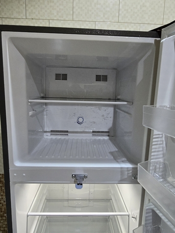Riyadh, Household Items, SAR 1000,  Refrigerator