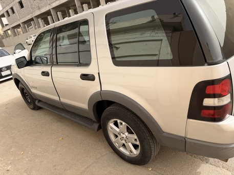 Al Murabba, Vehicles, Cars & Trucks , SAR 14000,  Ford Explorer,  2006,  Automatic,  260000 KM,