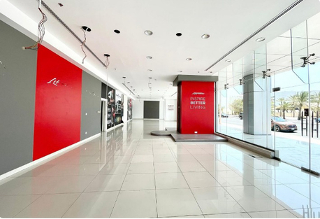 Manama, Shops, BHD 2000,  275 Null,  PREMIUM COMMERCIAL SHOWROOM SPACE FOR RENT