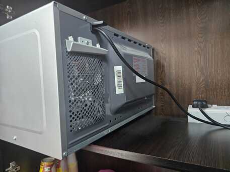 Riyadh, Electronics, SAR 220,  Panasonic Microwave For Sale 25L