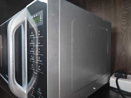 Riyadh, Electronics, SAR 220,  Panasonic Microwave For Sale 25L