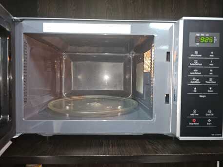 Riyadh, Electronics, SAR 220,  Panasonic Microwave For Sale 25L
