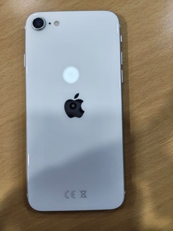 Al Batha, Mobile Phones, SAR 900,  IPhone SE 2020 & CMF Phone 1