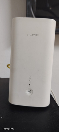 Al Malaz, Electronics, SAR 450,  HUAWEI 5G All SIM CARD  ROUTER LIKE NEW  0531862627