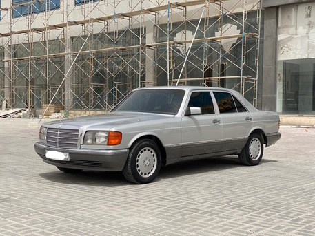 Manama, Vehicles, Cars & Trucks , BHD 2400,  Mercedes-Benz 300,  1990,  Automatic,  218300 KM,  Mercedes Benz 300 SE /  (Silver)