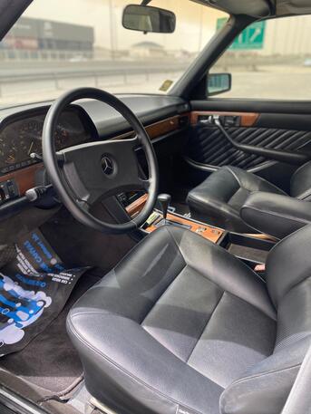 Manama, Vehicles, Cars & Trucks , BHD 2400,  Mercedes-Benz 300,  1990,  Automatic,  218300 KM,  Mercedes Benz 300 SE /  (Silver)