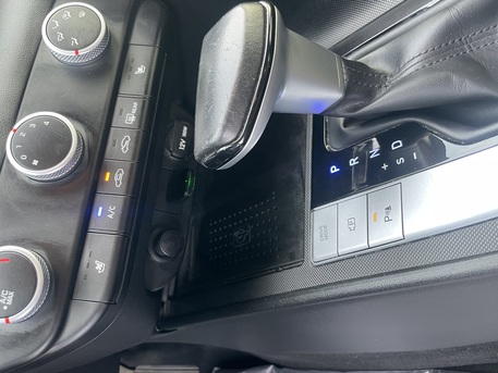 Khobar, Vehicles, Cars & Trucks , SAR 63000,  Hyundai Elantra 1.6 High Line,  2023,  Automatic,  124000 KM,    - Same New ( No Accident Or Paint )