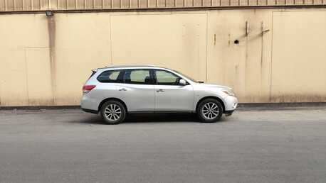 Hidd, Vehicles, Cars & Trucks , BHD 2500,  NISSAN PATHFINDER,  2014,  Automatic,  116000 KM,