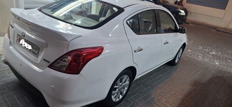 Manama, Vehicles, Cars & Trucks , BHD 2400,  NISSAN SUNNY,  2016,  Automatic,  130000 KM,  BHD 2500, , , FULL OPTION , , For Sale