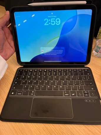 Al Malaz, Computers, SAR 1750,  IPad A16 256 GB Silver Color  Excellent Condition