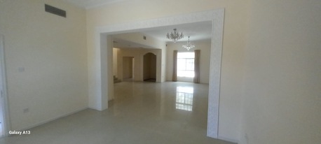 Manama, Villas, BHD 900,  4BR Compound Villa In Um Alhasam