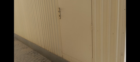 Diplomatic Quarter, Heavy Equipment, SAR 4500,  Selling 1 Container (6*3.7*2.9) Meter Good Condition