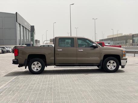 Manama, Vehicles, Cars & Trucks , BHD 5500,  Chevrolet Silverado,  2014,  Automatic,  196600 KM,   LT  (Brown)