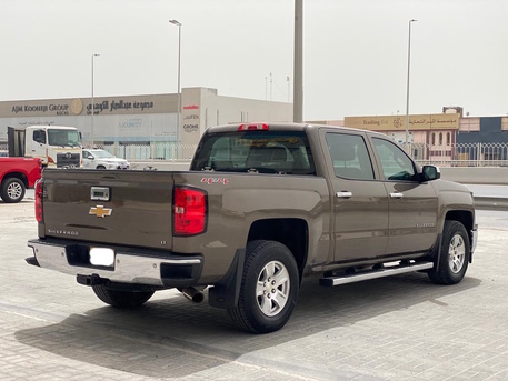 Manama, Vehicles, Cars & Trucks , BHD 5500,  Chevrolet Silverado,  2014,  Automatic,  196600 KM,   LT  (Brown)