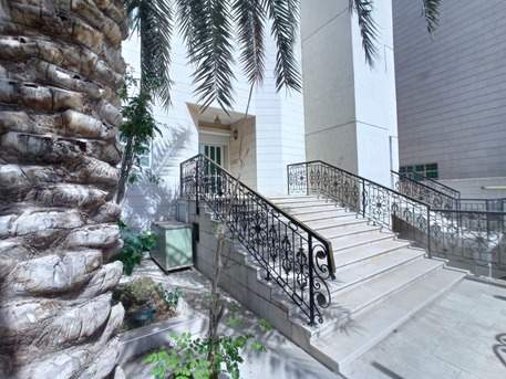 Kuwait City, Apartments, Flats, Houses & Villas, KWD 1600/month,  5 BR,  Kuwait City - Qortuba - Block 2 - Street 1 - Avenue 2
