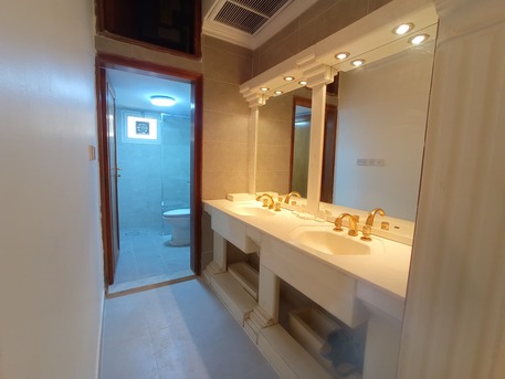 Kuwait City, Apartments, Flats, Houses & Villas, KWD 1600/month,  5 BR,  Kuwait City - Qortuba - Block 2 - Street 1 - Avenue 2