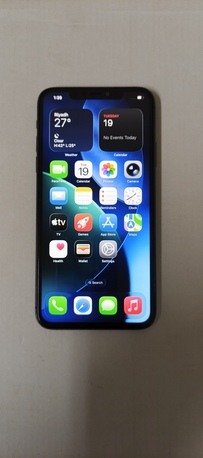 Jeddah, Mobile Phones, SAR 650,  IPhone 11promax 256gb Display And Battery Change