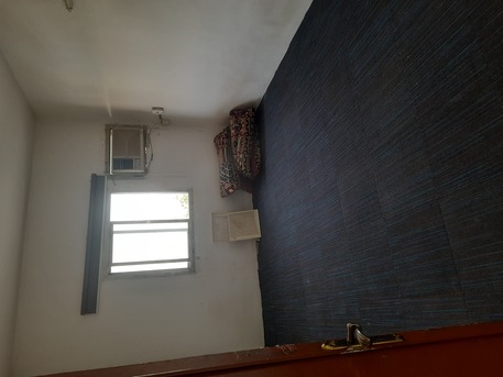 Hara, Rooms for Rent, Room Available For Rent (2 Or 3Person Can Live) Hara Near Baba Sweets