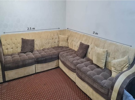 Riyadh, Furniture, SAR 250,  Sofa Set 5 Seaters