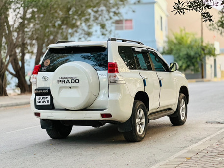 Manama, Vehicles, Cars & Trucks , BHD 7500,  Toyota Land Cruiser Prado,  2011,  Automatic,  200000 KM,  TOYOTA PRADO V6  MODEL VERY WELL MAINTAINED CAR IN EXCELLENT CONDITION CALL 33665080