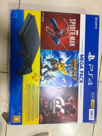 Riyadh, Video Games, SAR 850,  Sony PS4 500 Gb With 3 Games